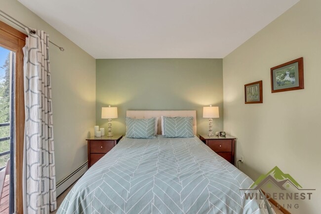 Building Photo - Winter Rental- 2 Bed/2 Bath, renovated con...