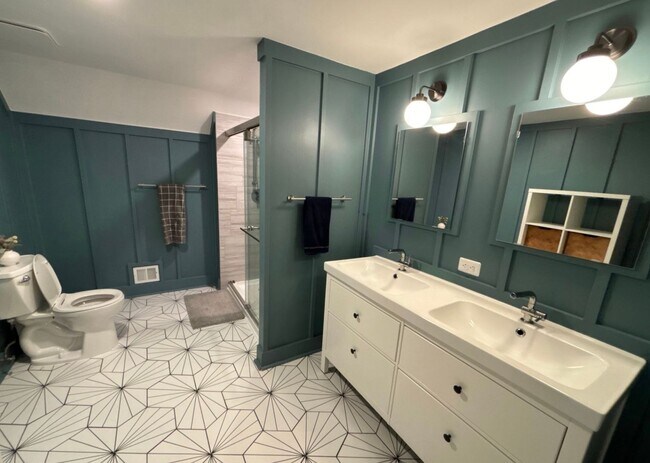 Building Photo - Fabulous in 4 + 2.5 in OLD FARM - Gorgeous Updates