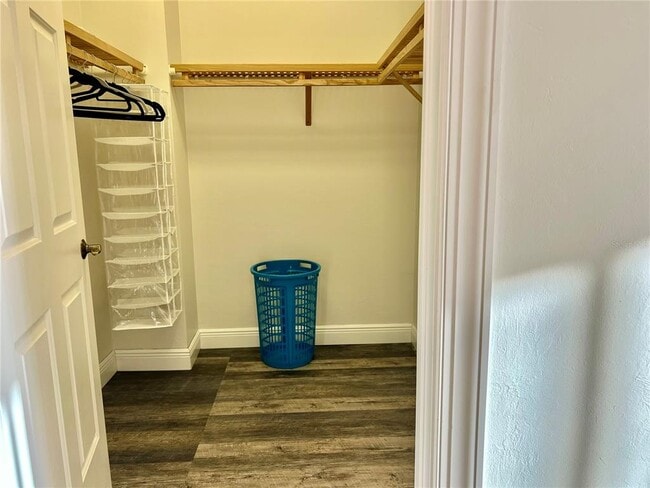 Building Photo - 3321 Sunset Key Cir