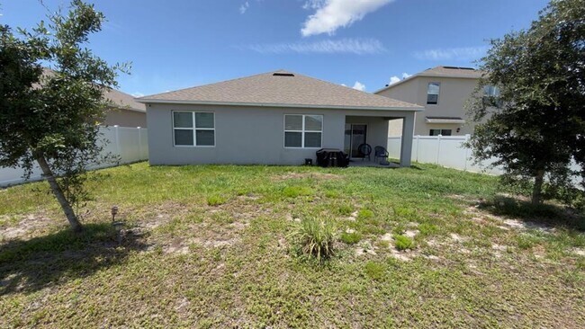 Building Photo - 1583 Barberry Dr