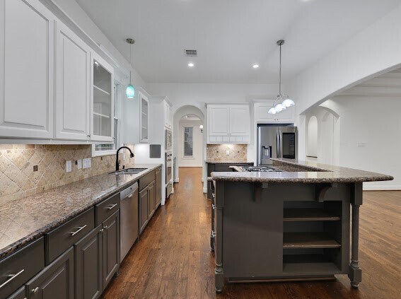 Building Photo - 1408 W 23rd St