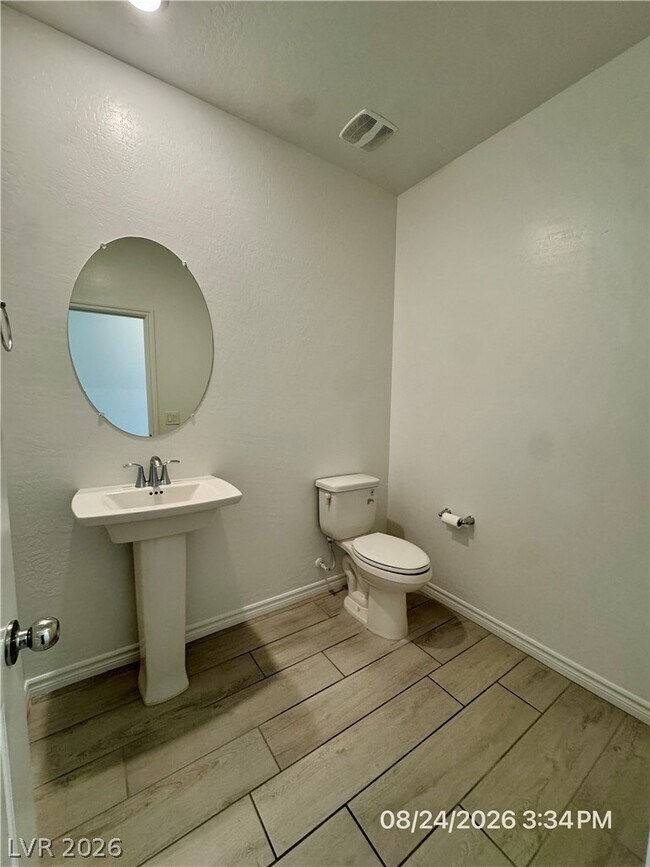 Building Photo - 859 Nova Heights St