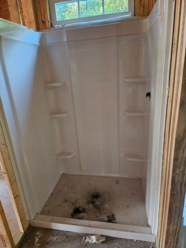 Building Photo - New Home