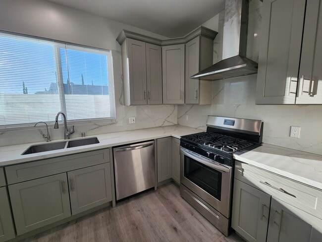 Building Photo - 10343 Jardine Ave