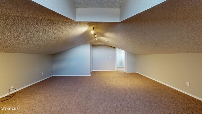 Building Photo - 12231 Tierra Baja Way