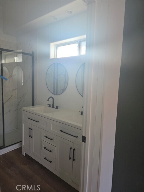 Building Photo - 57336 Crestview Dr