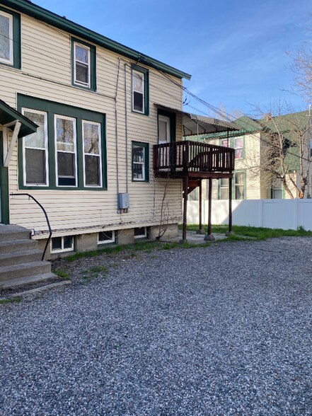 Building Photo - 1609 8th Ave N