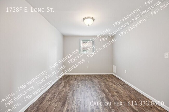 Building Photo - 1738F E Long St