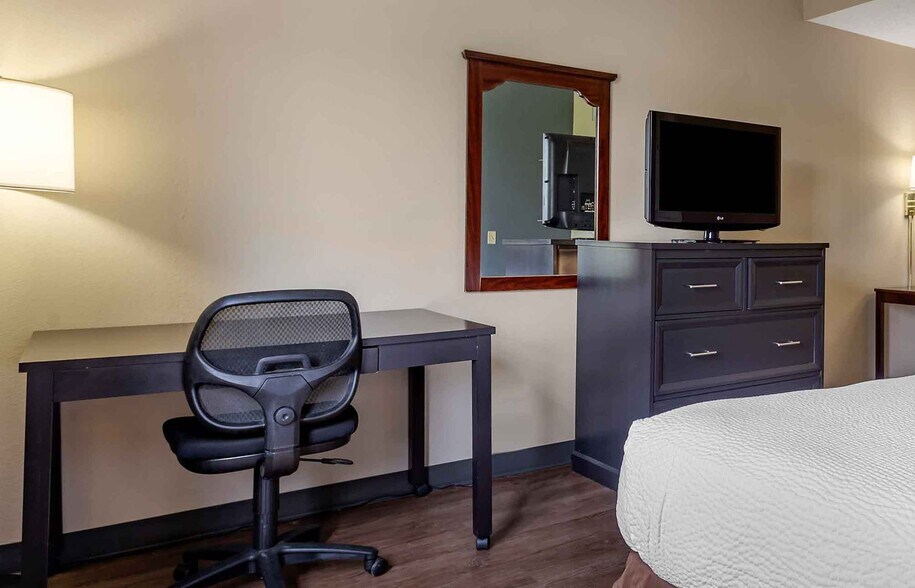 Building Photo - Furnished Studio-Philadelphia - Bensalem