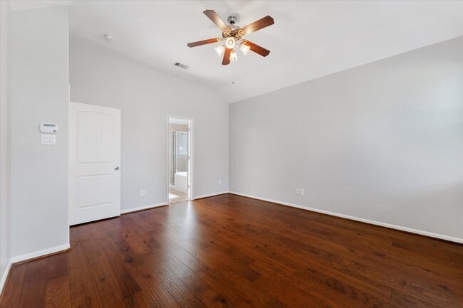 Building Photo - 146 Black Swan Pl