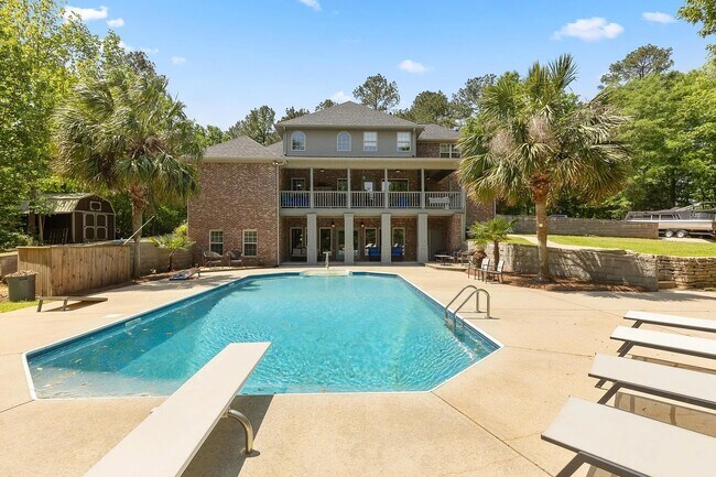 Building Photo - 104 Heartwood Pt