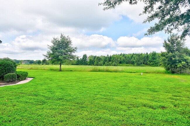 Building Photo - BEAUTIFUL HOME FOR RENT SOUTH CHESAPEAKE!