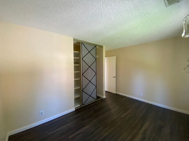 Building Photo - Remodeled Modern Single Story, Benicia