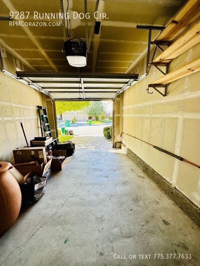 Building Photo - 9287 Running Dog Cir