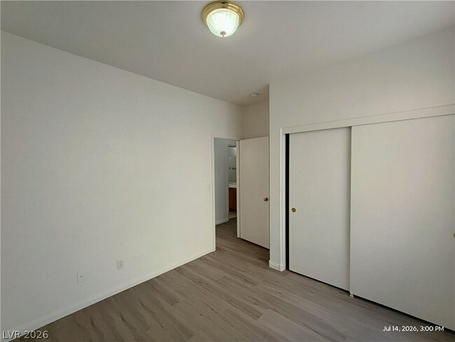 Building Photo - 8525 Titania Ct