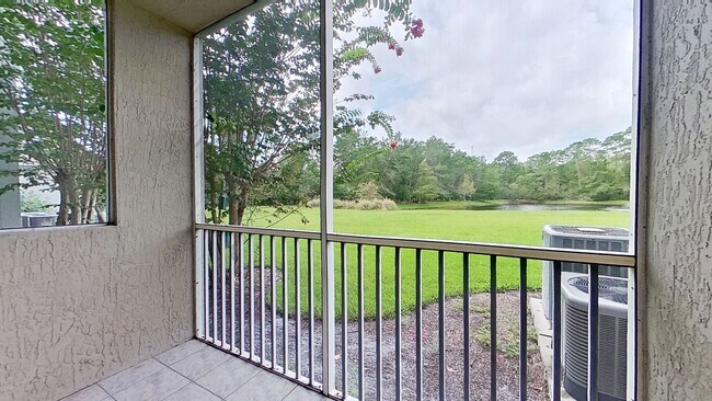 Building Photo - Stunning 2Bedroom Condo at VIlla San Marco!