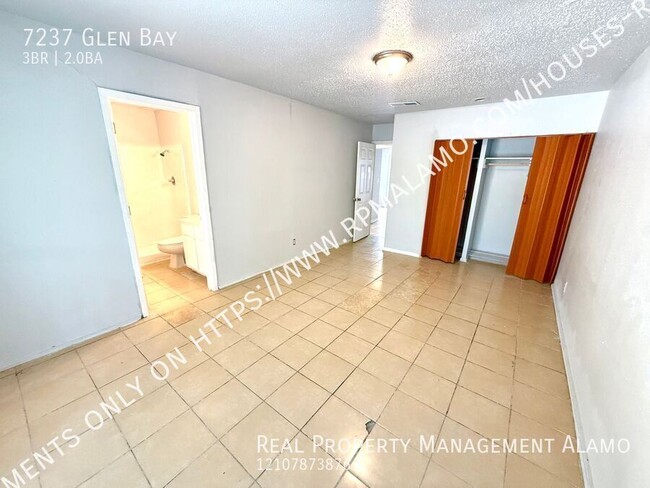 Building Photo - 7237 Glen Bay Dr