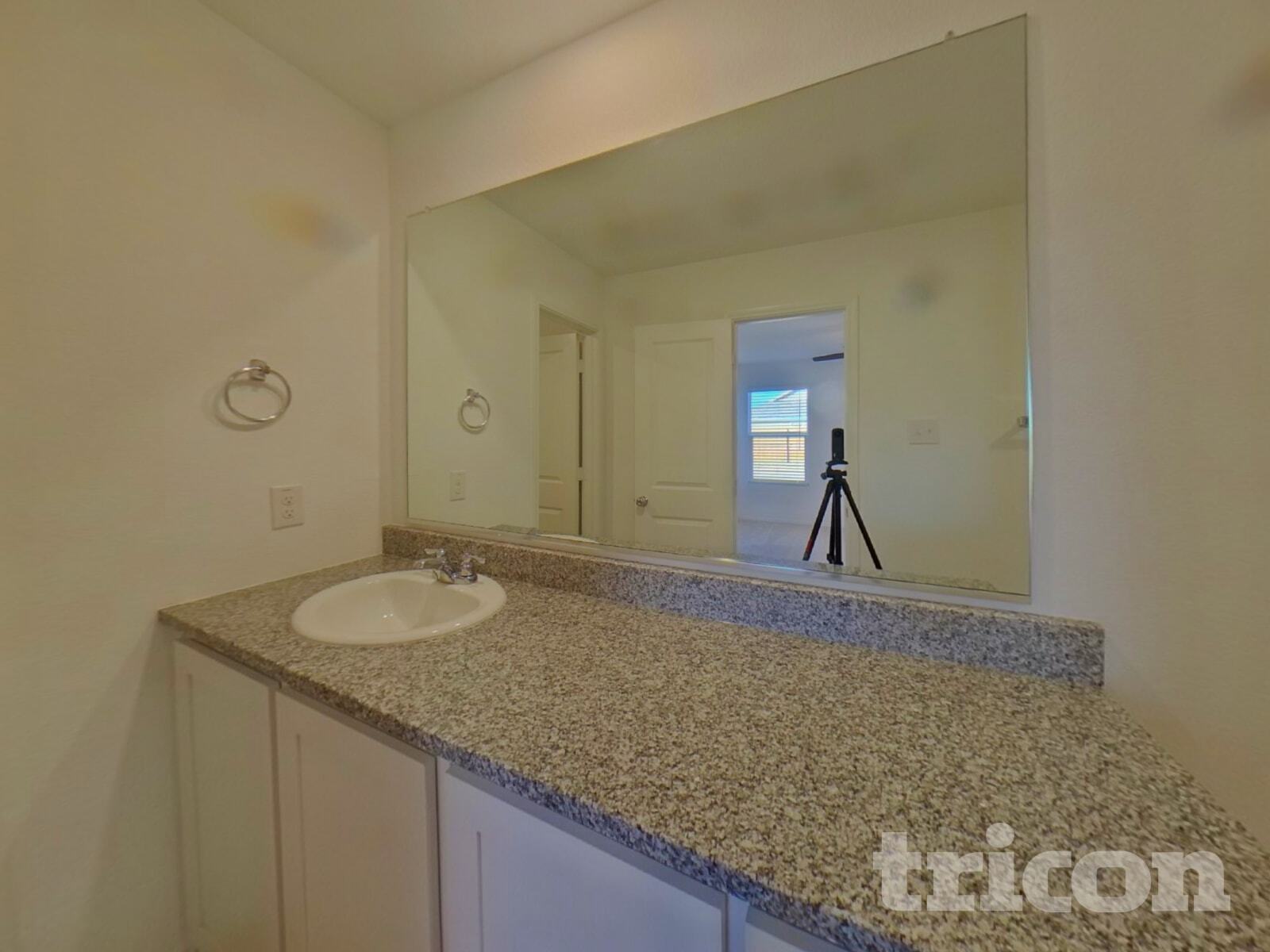 Building Photo - 2504 Bunkerton Dr