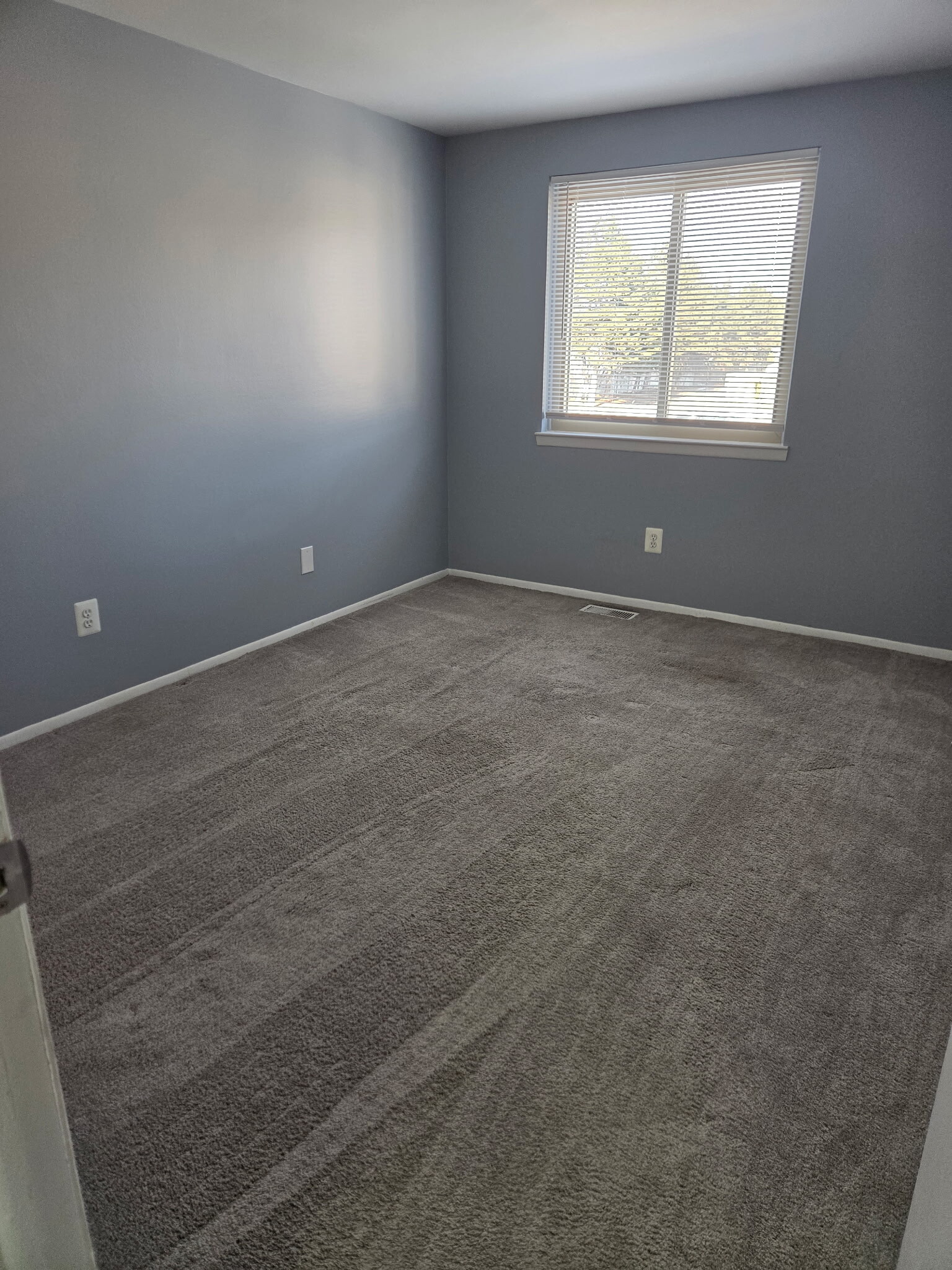 2nd Bedroom - 24943 Mayfair St