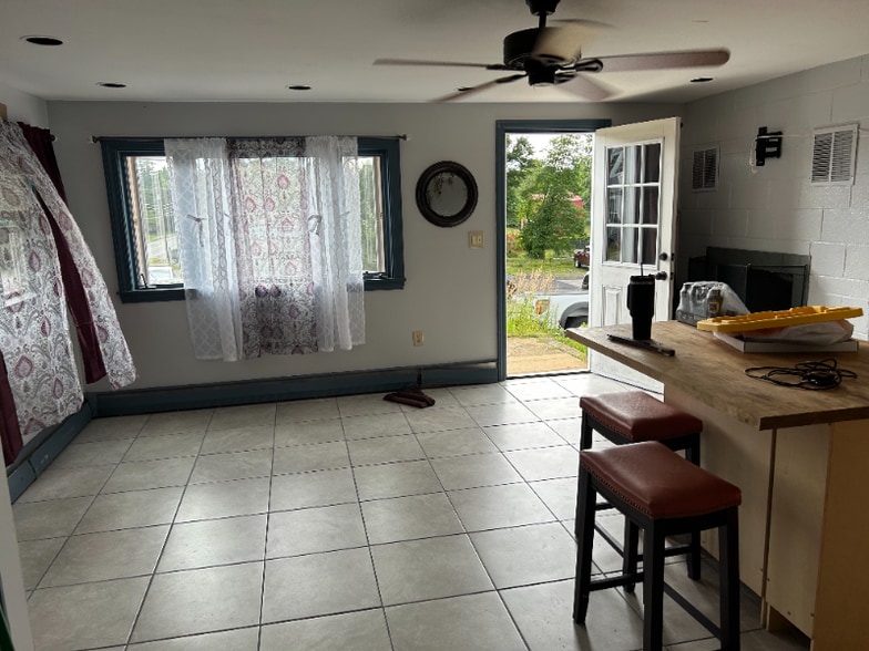 Building Photo - 95 Park St