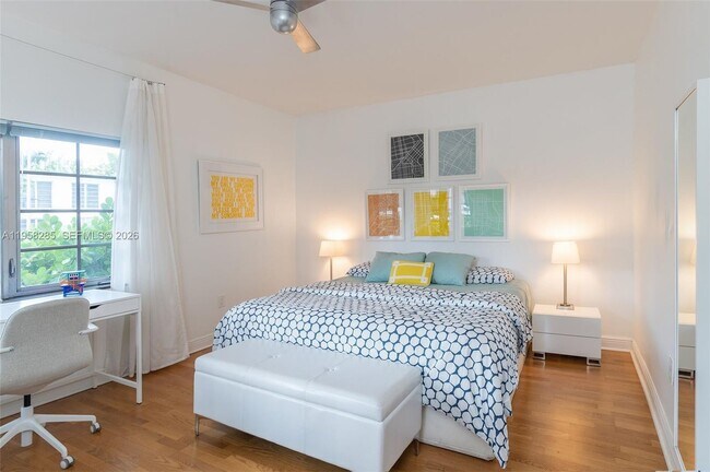 Building Photo - 1600 Michigan Ave