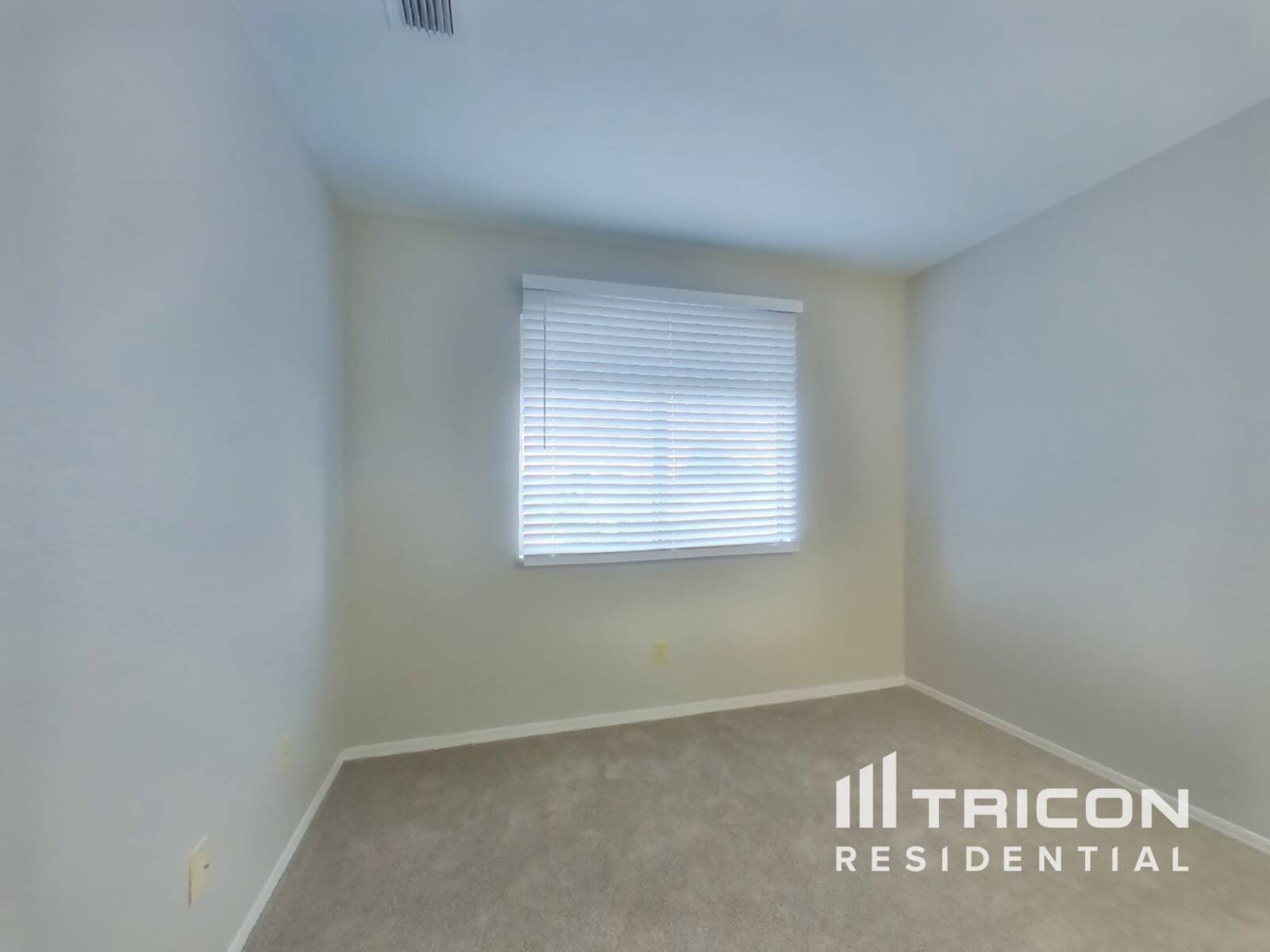 Building Photo - 3802 W Firehawk Dr