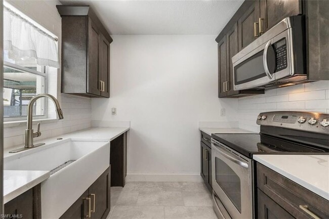 Building Photo - 1948 46th St SW