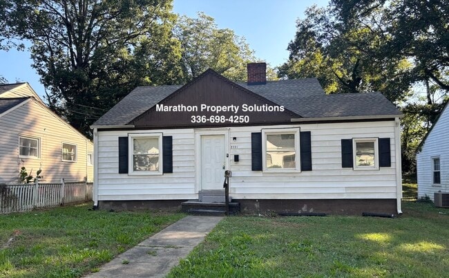 Building Photo - 2721 Ivy Ave