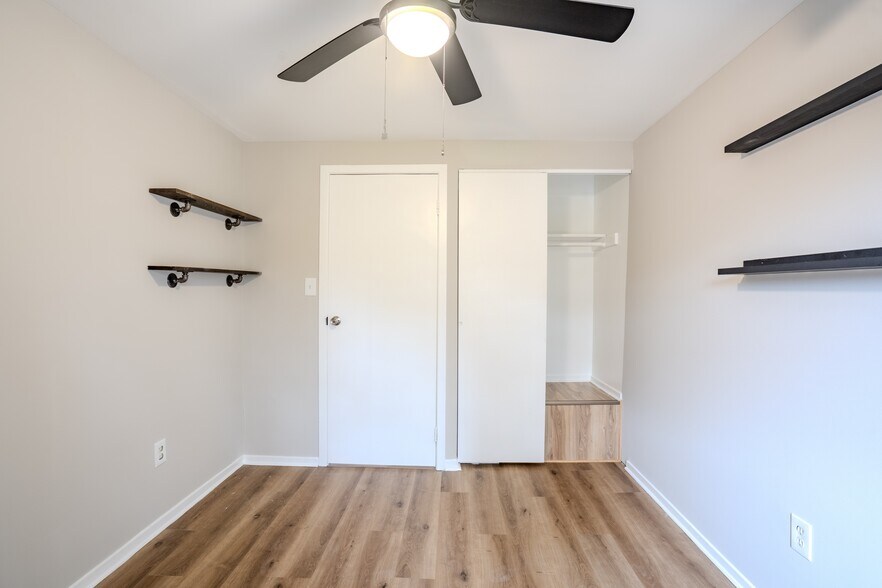 Building Photo - 8505 Castlemill Cir