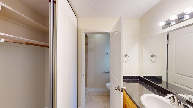 Building Photo - 18163 Happy Ln