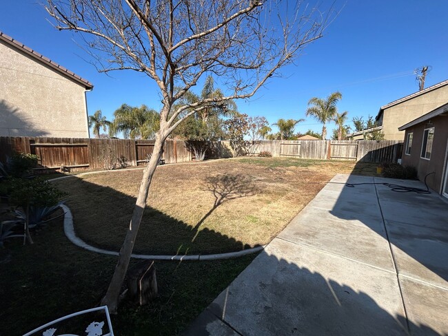 Building Photo - Single Family Home Available in the Southwest