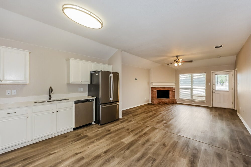 Building Photo - 3037 San Martin Dr