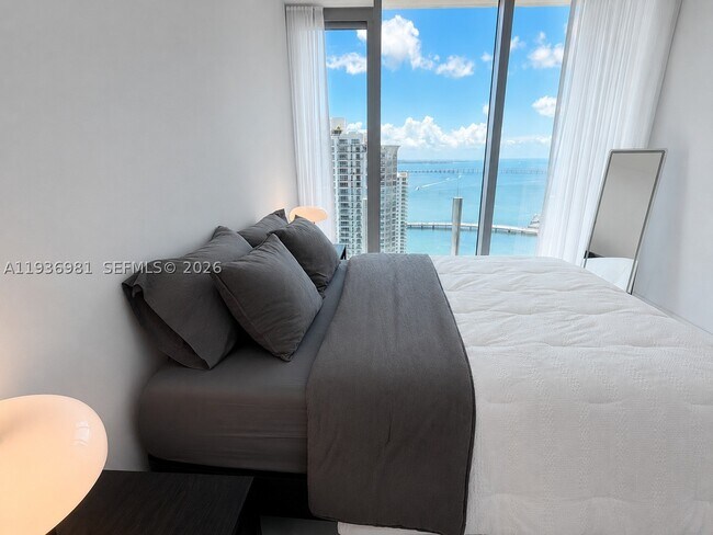 Building Photo - 300 Biscayne Blvd