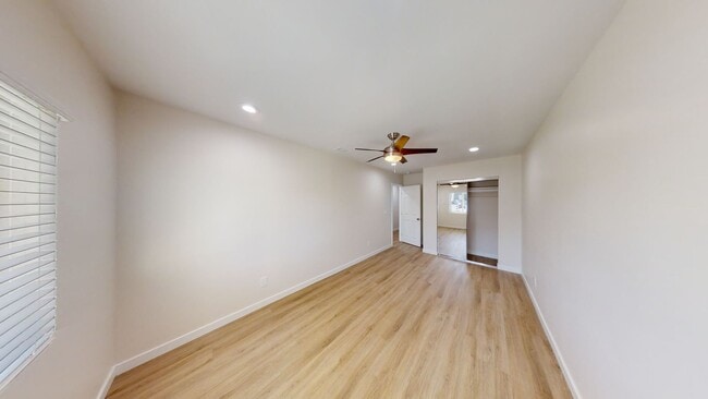 Building Photo - Newly Renovated (2022), 4BD/2BA