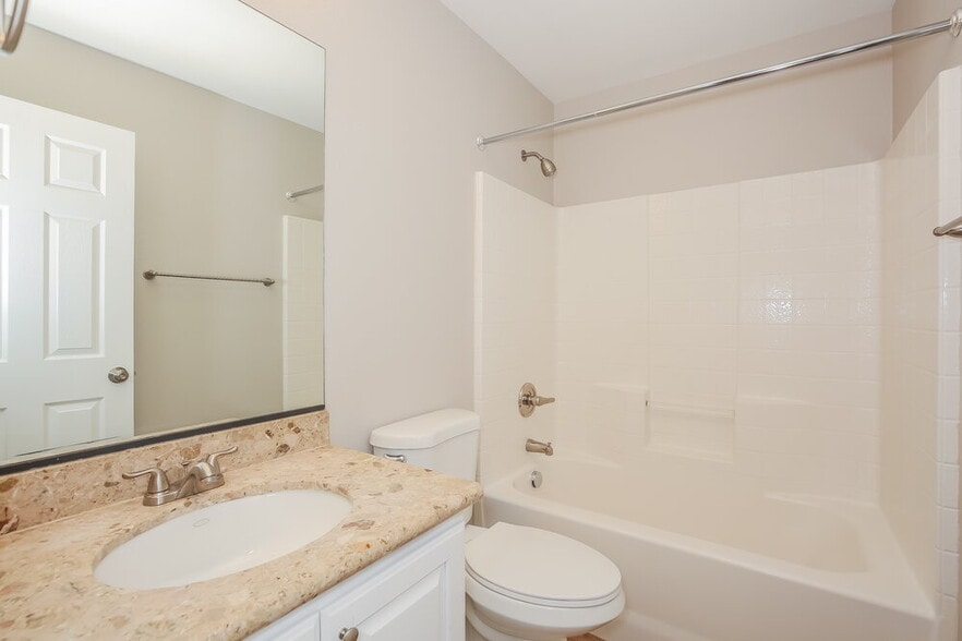 Building Photo - 8300 W Wildwood Glen Dr