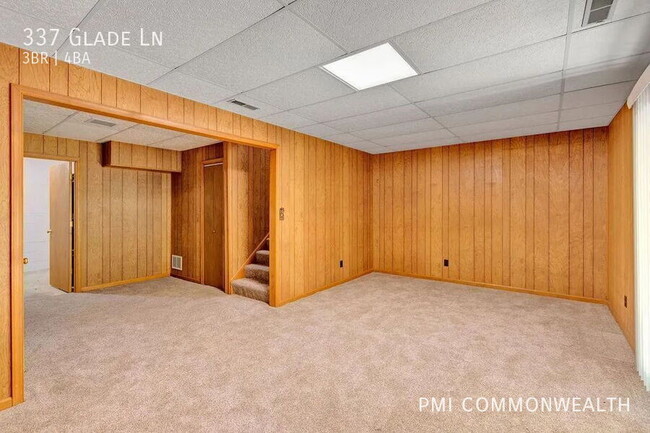 Building Photo - 337 Glade Ln