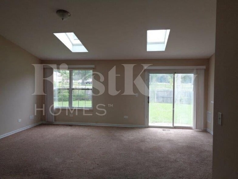 Building Photo - 3616 Portsmouth Dr