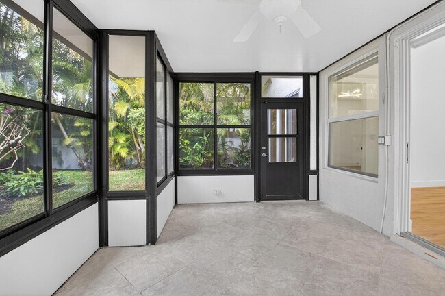 Building Photo - 5537 NW 21st Way