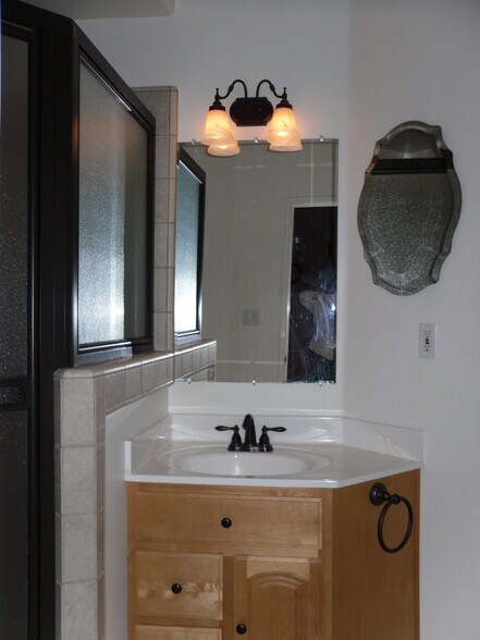 Bathroom sink - 7304 Forbes Ave