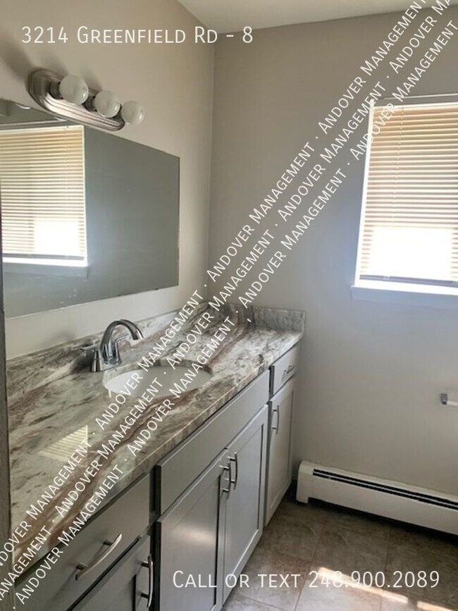 Building Photo - 3214 Greenfield Rd