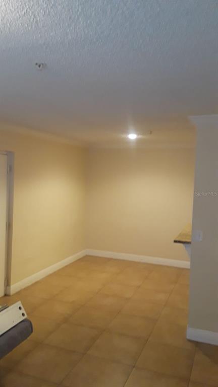 Building Photo - 2071 Dixie Belle Dr