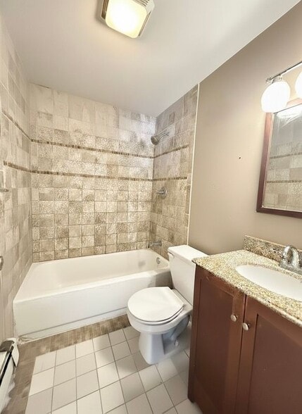 Building Photo - 495 Morris Dr