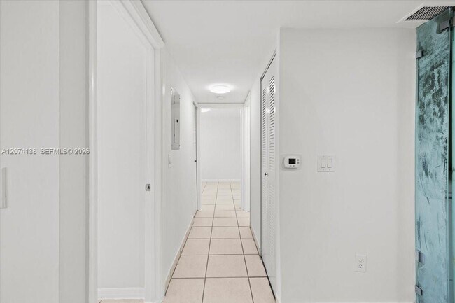 Building Photo - 3610 N 56th Ave
