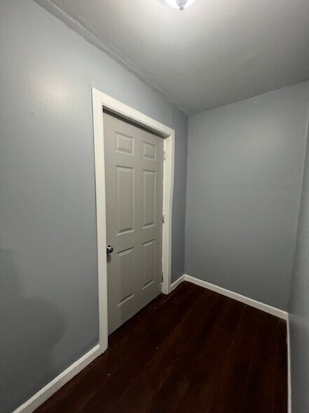 Building Photo - 109 Ashworth Pl