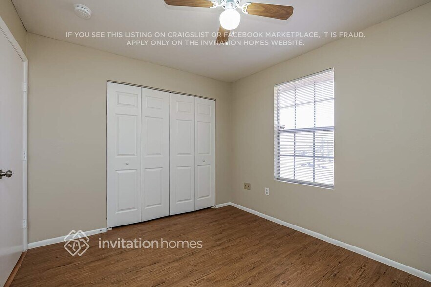 Building Photo - 8012 Cypress Dr N