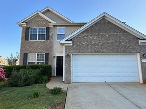 Building Photo - 1203 Castle Pines Dr