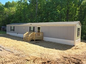 Building Photo - 1130 Freedom Rd