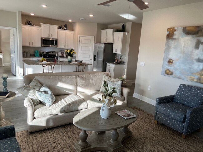 Building Photo - AVAILABLE IN NOVEMBER - Don't miss this op...