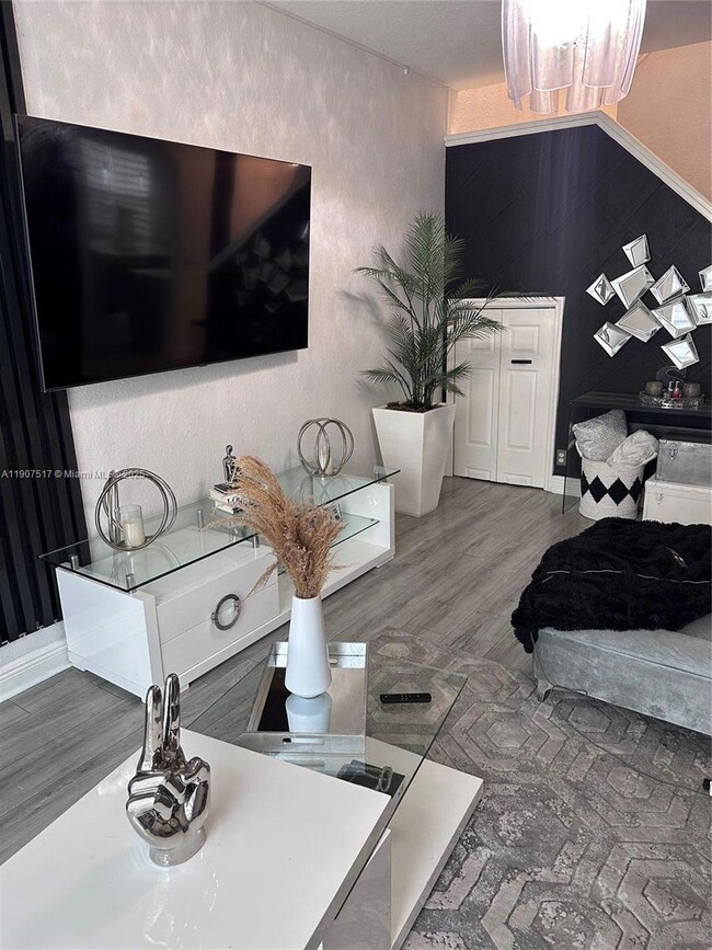 Building Photo - 10577 NW 56th Pl