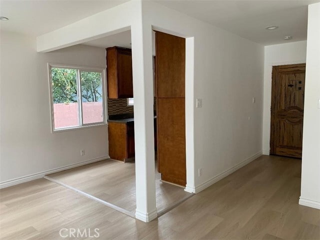 Building Photo - 18233 Welby Way